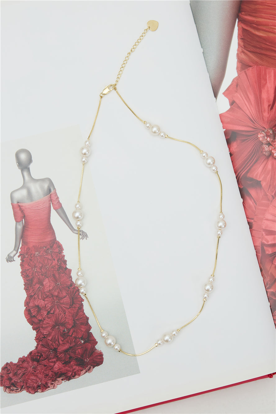 Precious Pearl Necklace Gold