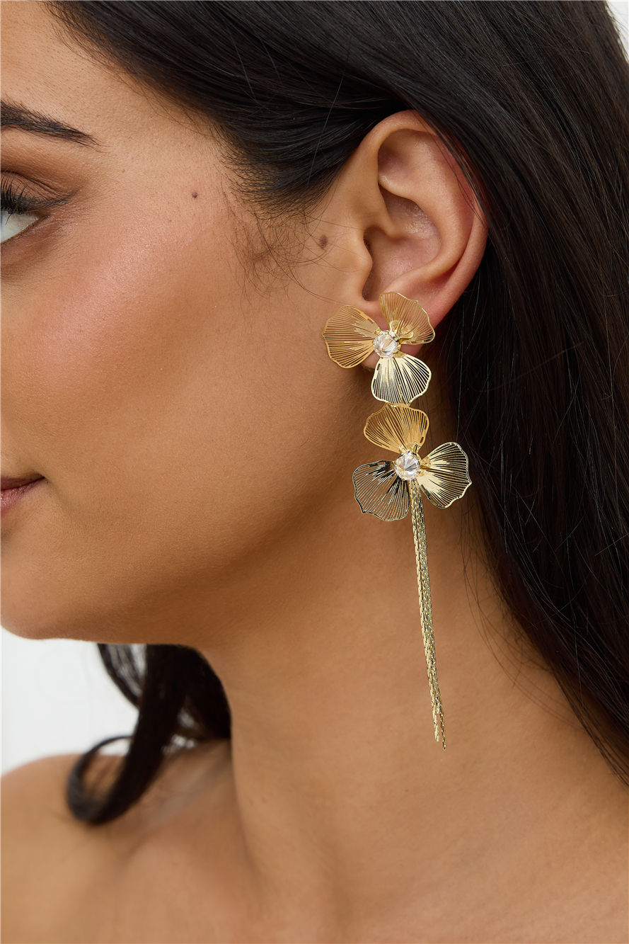 Retreating Earrings Gold