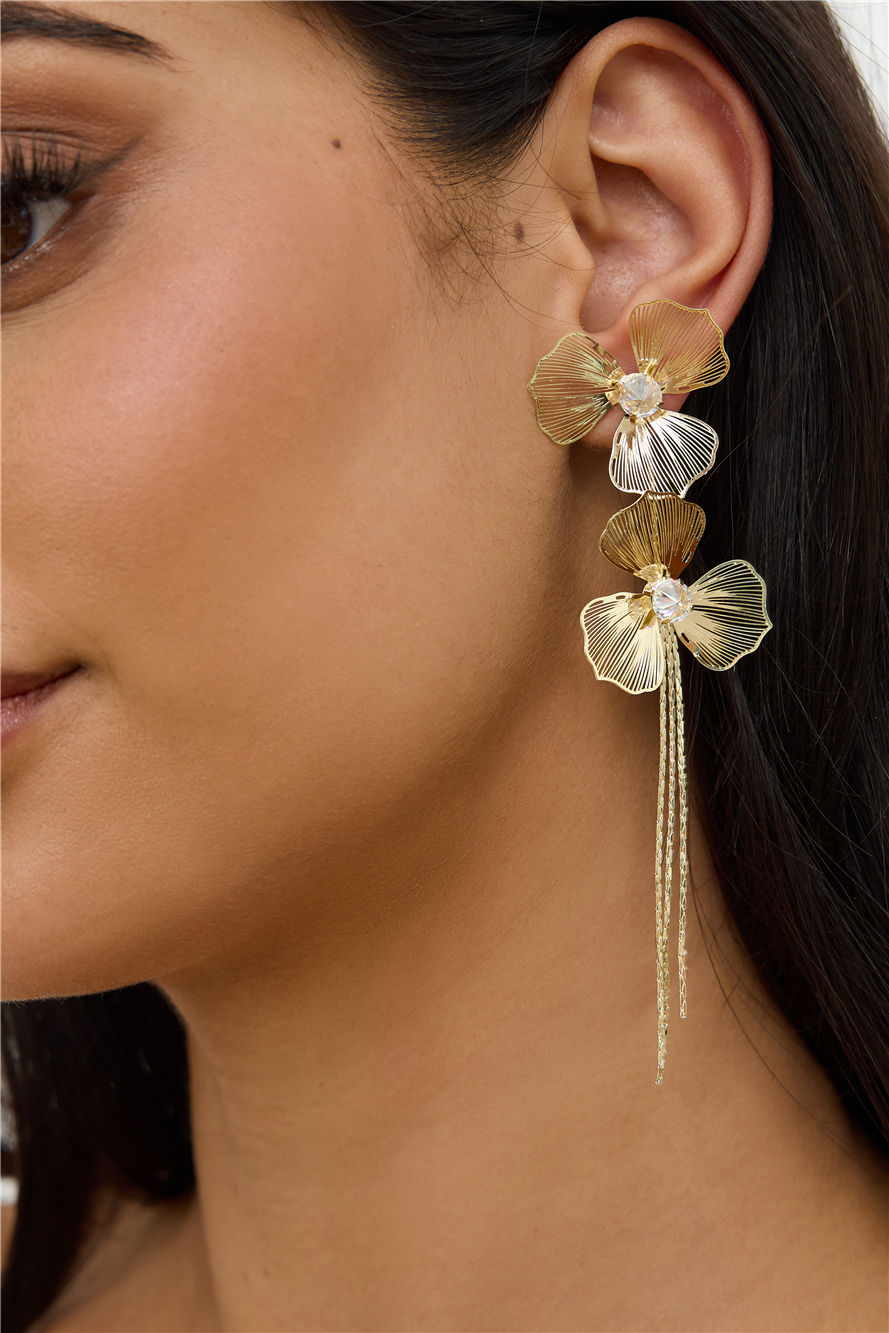 Retreating Earrings Gold