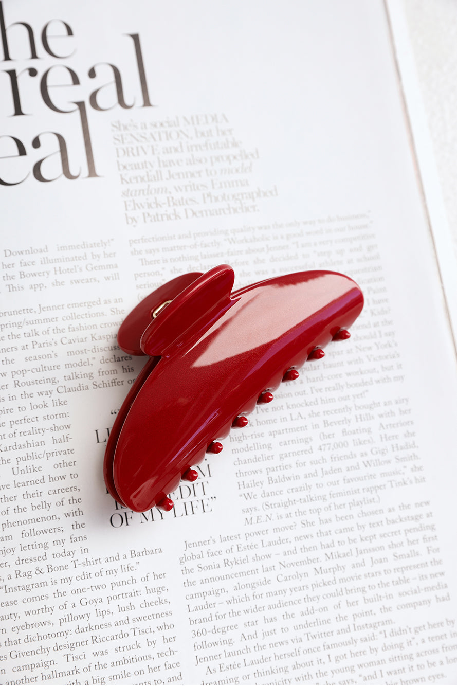 Cherry Pop Claw Clip Burgundy