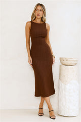 Subtle Sculpt Ribbed Midi Dress Chocolate