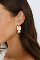 Petal Soft Earrings Silver