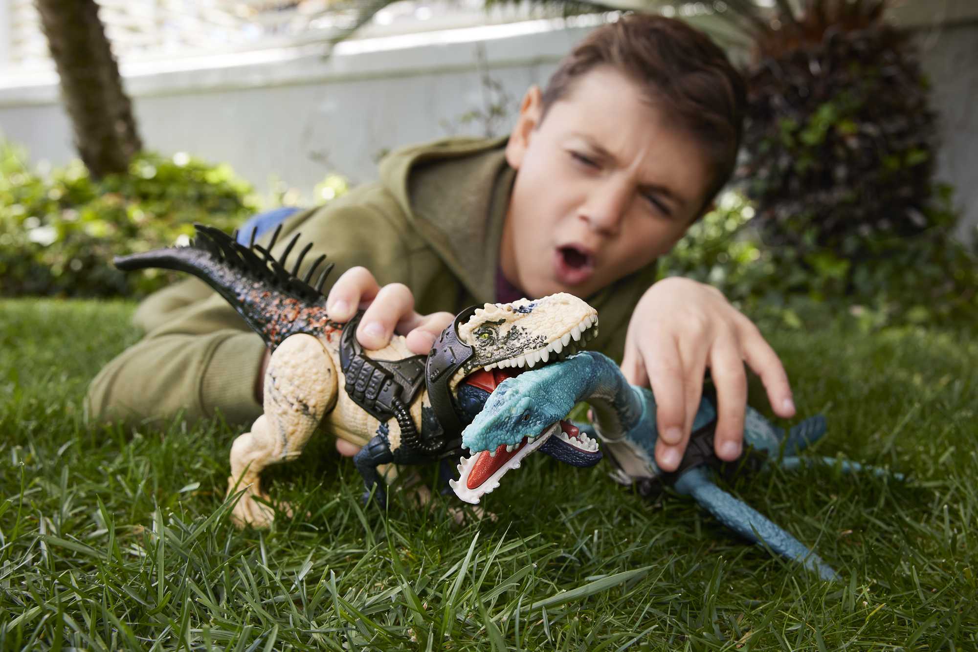 Jurassic World Dinossauro de Brinquedo Rastreadores Gigantes