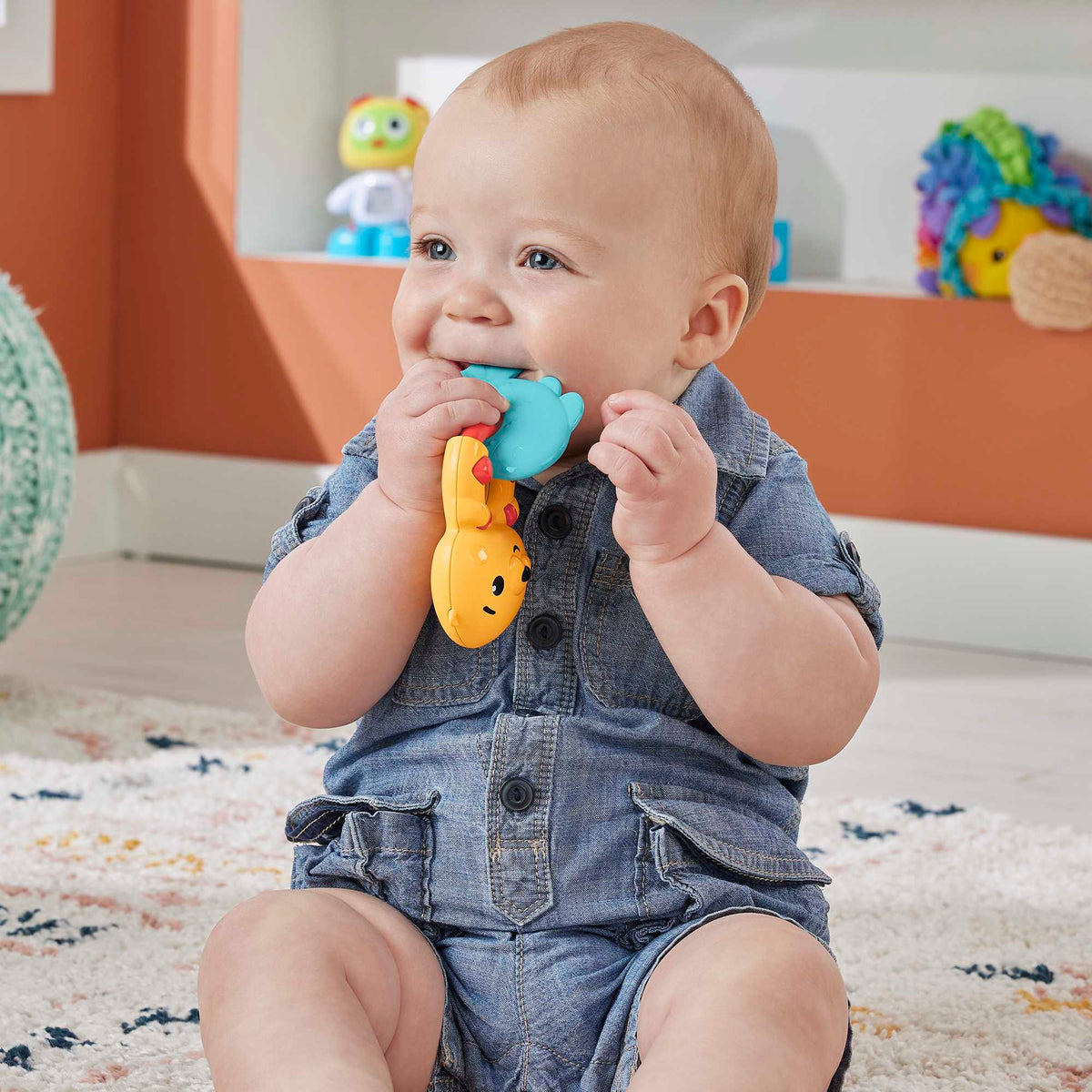 Fisher-Price Baby Chocalho para Bebês Sensimals Leopardo